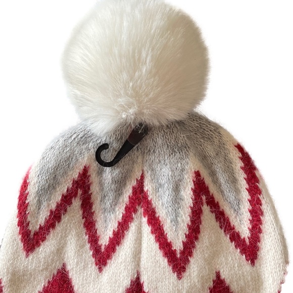 C.C BEANIE Make an offer - Picture 2 of 2